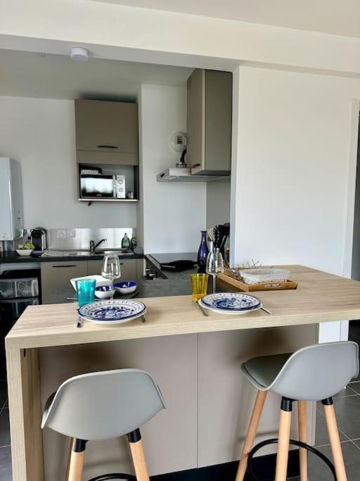 Vue Mer, Et Centre A Pied Apartment Concarneau