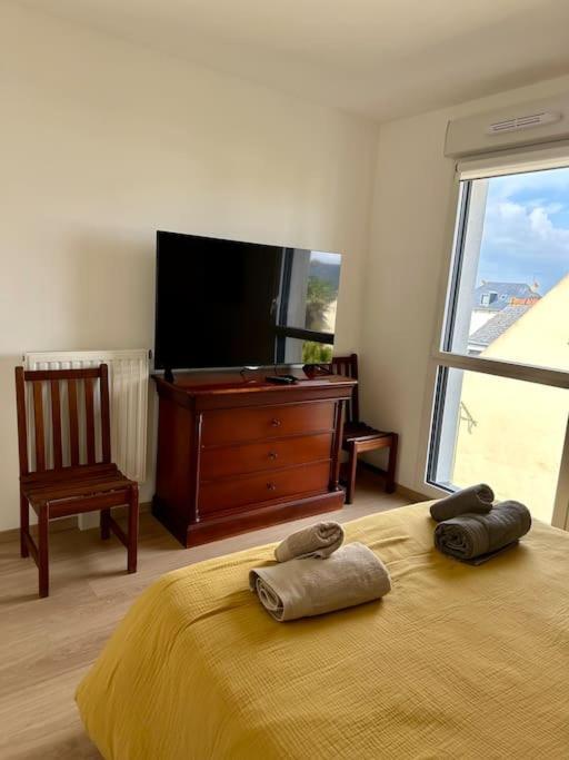 Vue Mer, Et Centre A Pied